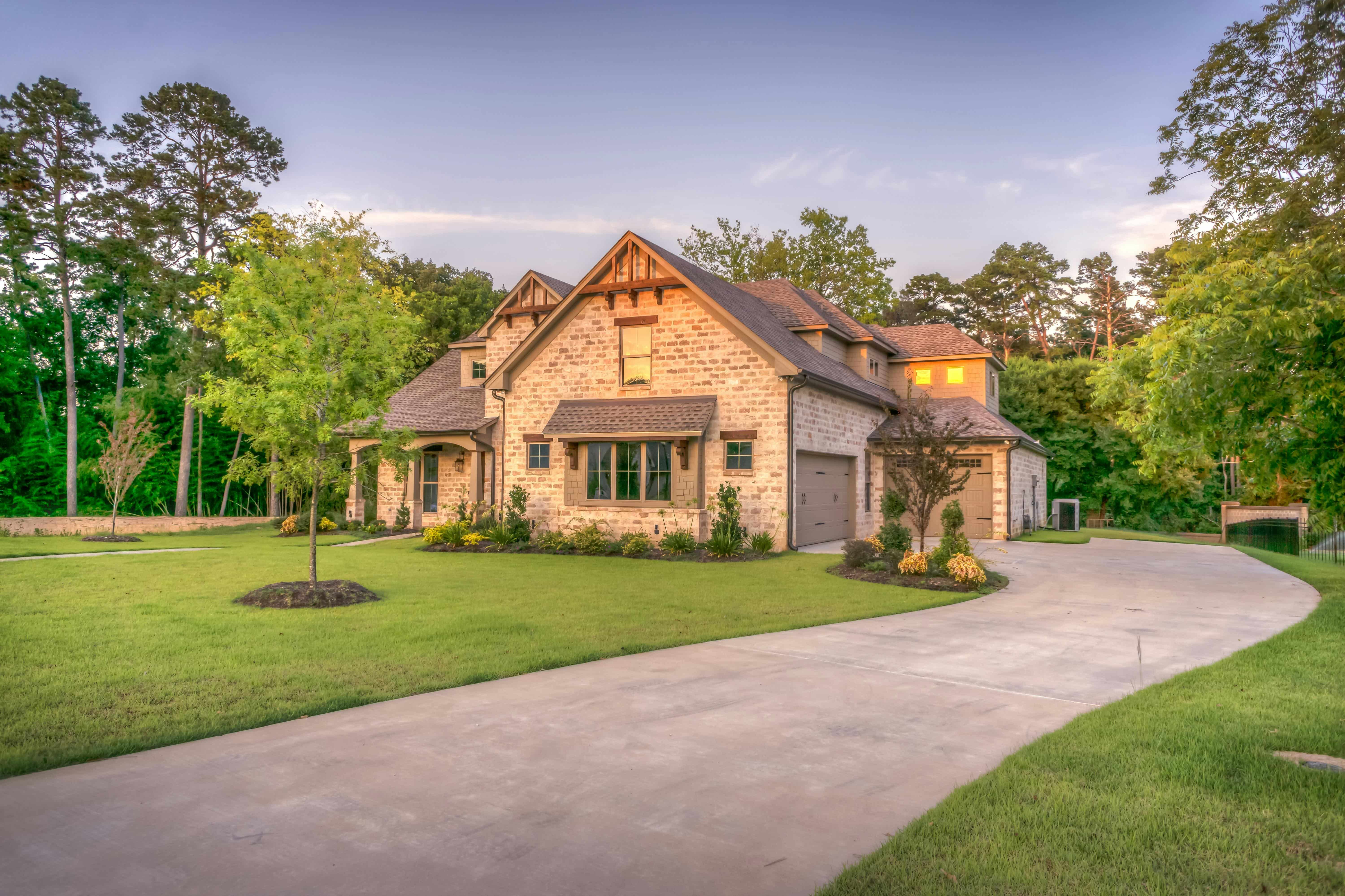 Conquering Fall: 5 Easy DIY Maintenance Tasks to Keep Your Gainesville Home Happy